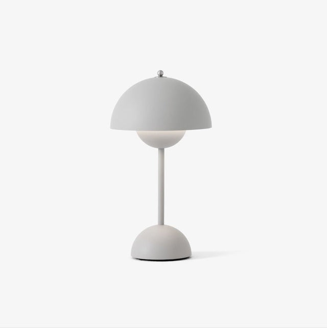 VP9 Flowerpot Akkuleuchte Matt Grau - &Tradition - DesignWe.Love