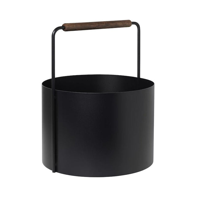 ASHI Kaminholzkorb M Eichengriff - Blomus - DesignWe.Love