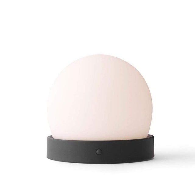 Carrie Light Schwarz Akkuleuchte - Audo - DesignWe.Love