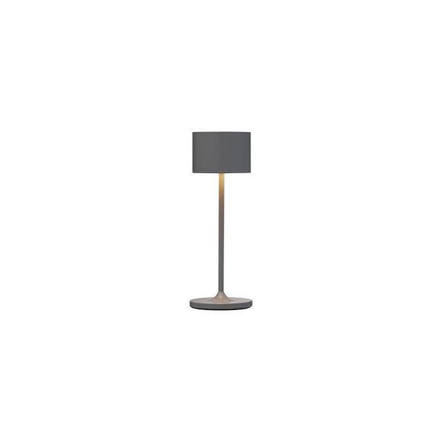 LED Tischleuchte Farol Mini - mobile Akkuleuchte von blomus - DesignWe.Love