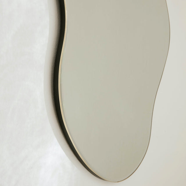 Spiegel Pond Mirror Large Messing - fermLIVING - DesignWe.Love